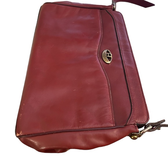 Vintage Oxblood Leather Etienne Aigner Handbag - Picture 3 of 4